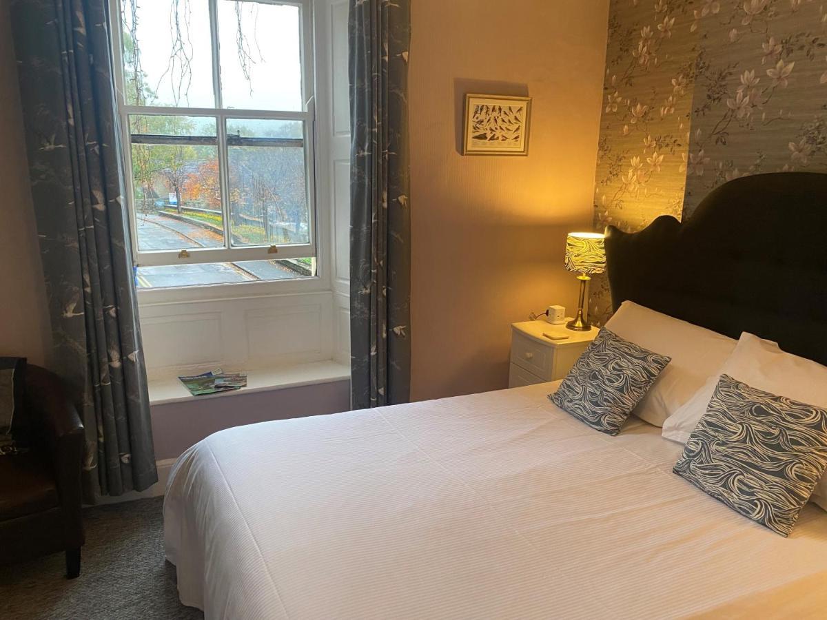 Talbot House Bed & Breakfast And Tearoom 佩特利布里奇 外观 照片
